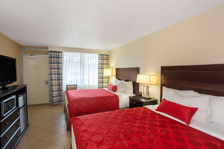 Bedroom 4, Ramada by Wyndham Venice Hotel Venezia, Sarasota