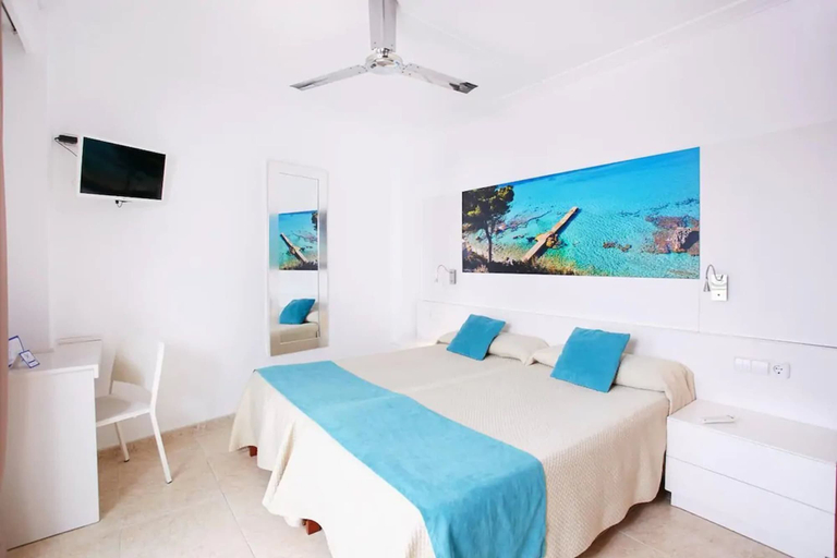 Bedroom 4, Hotel Kilimanjaro, Baleares