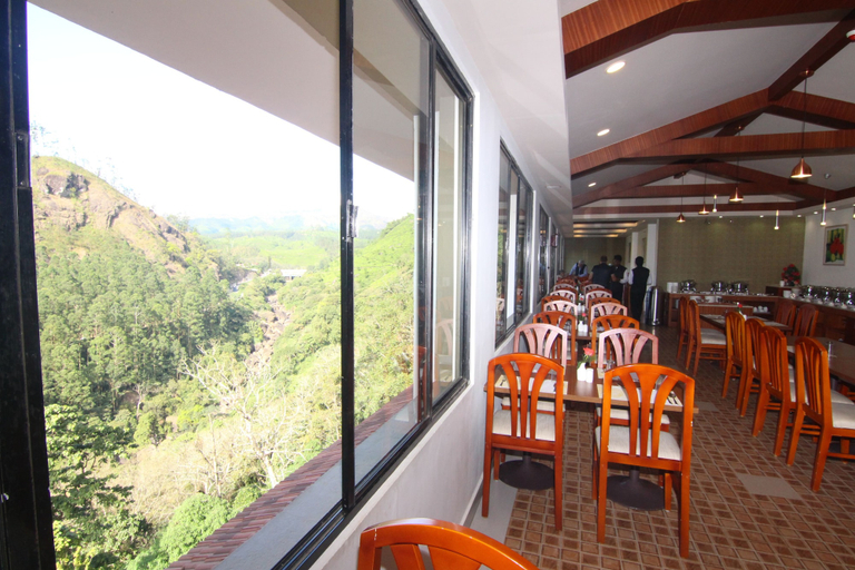 Food & Drinks 5, Abad Copper Castle, Idukki
