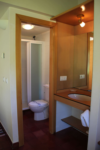 Bathroom 4, Camping Los Manzanos, A Coruña