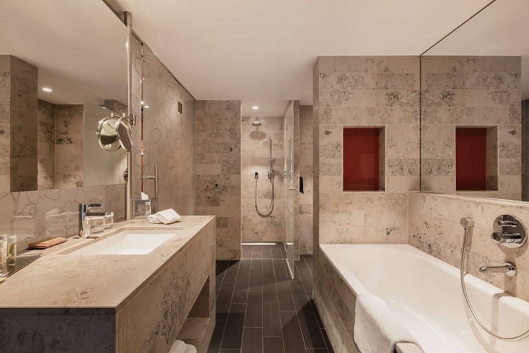 Bathroom 5, Hilton The Hague, The Hague