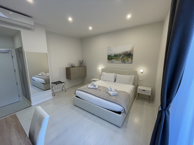 Bedroom 2, Quintus Luxury Suites, Rome