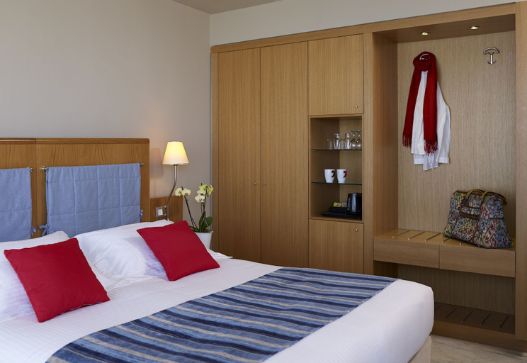Bedroom 4, Kyma Suites Beach Hotel, Crete