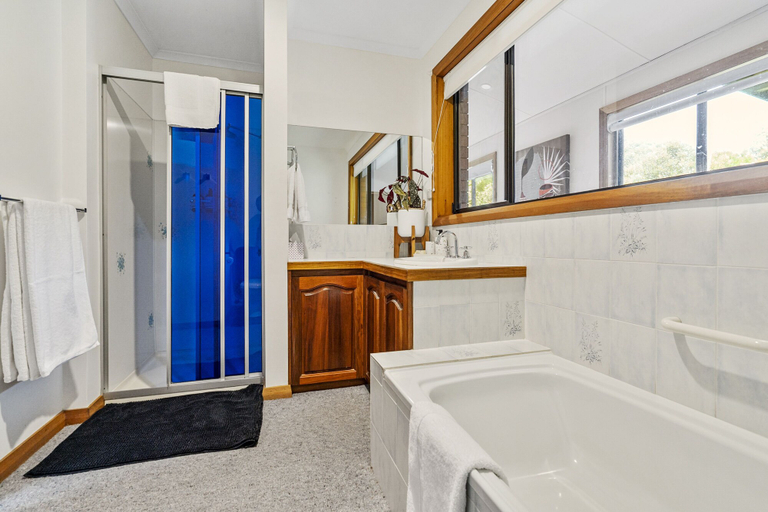 Bathroom, Lumeah Retreat Bruny Island, Kingborough