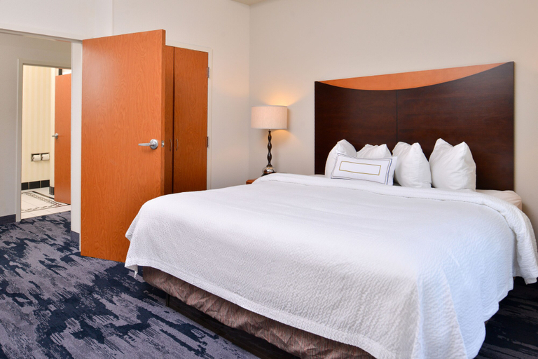 Bedroom 2, Fairfield Inn & Suites by Marriott Pelham, Shelby