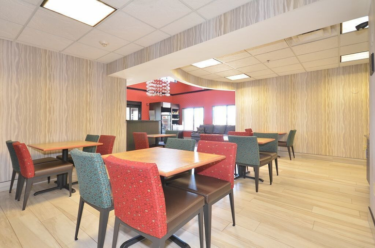 Food & Drinks 5, Comfort Suites Fairgrounds West, Oklahoma