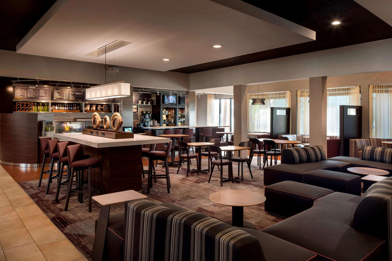 Food & Drinks 5, Sonesta Select Los Angeles Torrance South Bay, Los Angeles