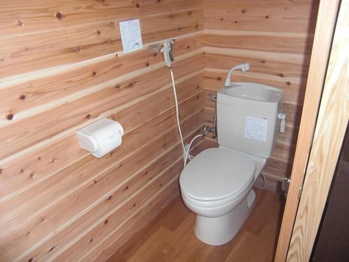Bathroom 4, Yakushimaya, Yakushima
