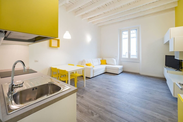 Others 5, Central station Apartment, Milano