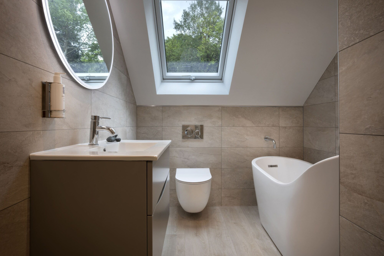 Bathroom 4, Barakat Lakes Escape, Cumbria
