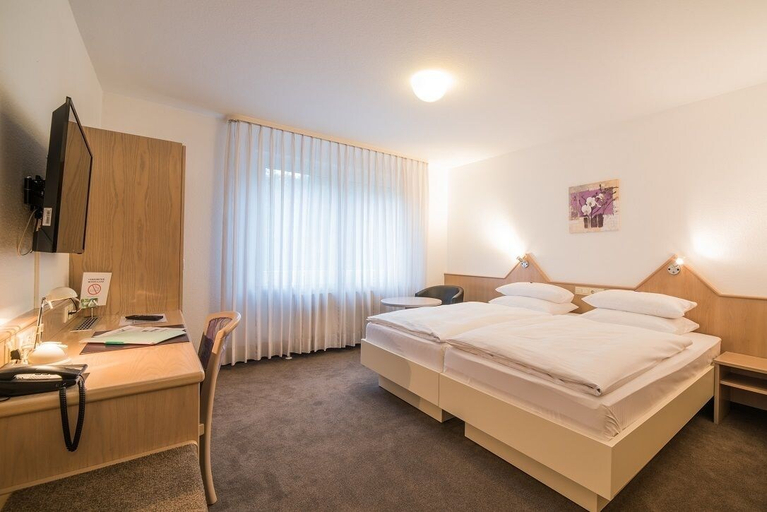 Bedroom 2, Hotel am Wasen, Ludwigsburg