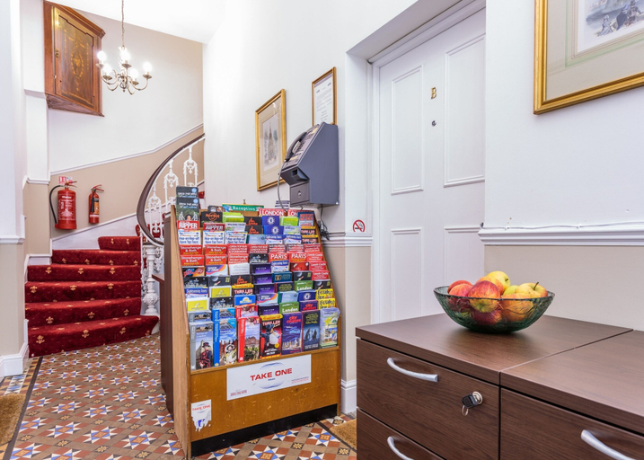 Others 5, Castletown House Apartments, London