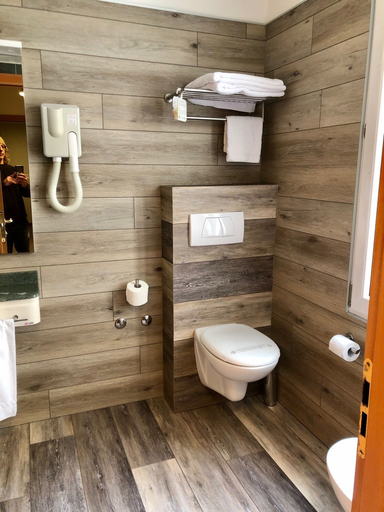 Bathroom 5, Best Western Maison B Hotel, Rimini