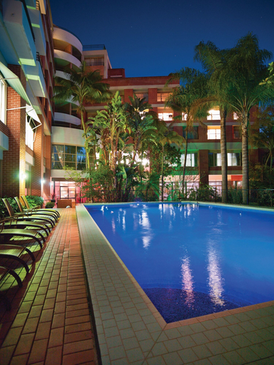 Sport & Beauty 2, Adina Apartment Hotel Sydney Surry Hills, Sydney
