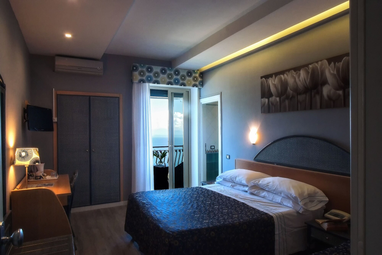 Bedroom 3, Garden Ravello, Salerno