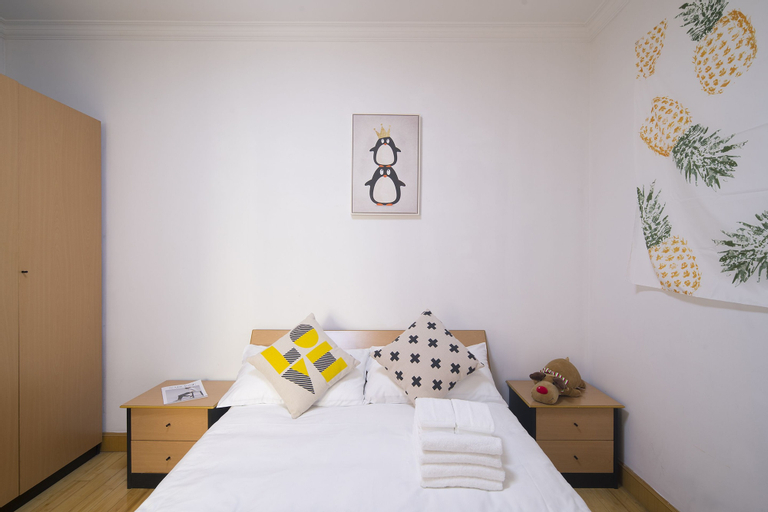 Bedroom 2, Good Time Travellers Inn-People Square No.2, Shanghai