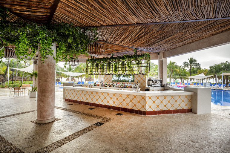 Food & Drinks 5, Viva Maya by Wyndham, A Trademark Resort, Cozumel