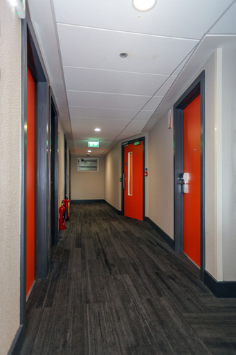 Others 4, easyHotel Liverpool, Sefton