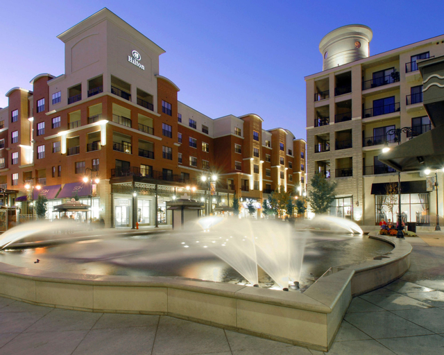 Hilton Promenade at Branson Landing, Taney