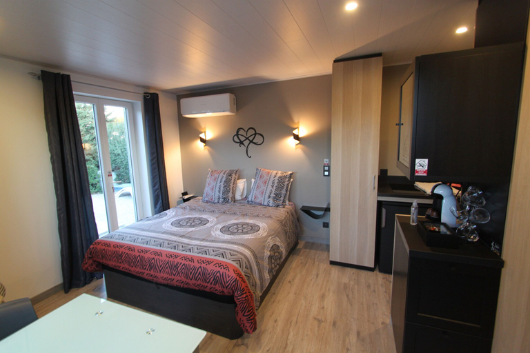 Bedroom 4, La chambre des Onglous, Hérault
