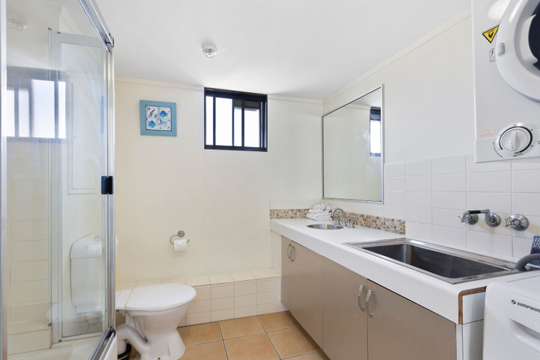 Bathroom 3, Langley Park Apartments, Maroochy - Maroochydore