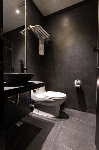 Bathroom 4, The Tree House, Kaohsiung