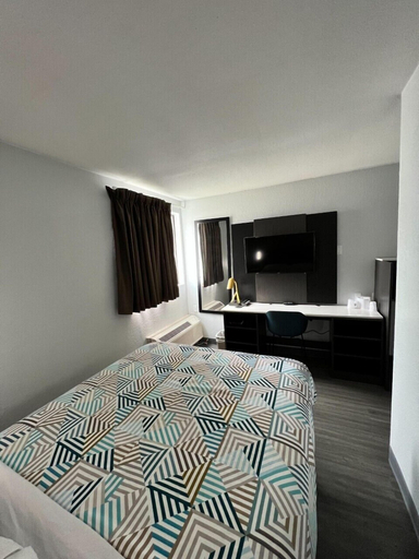 Bedroom 3, Motel 6 Council Bluffs, IA - Omaha East, Pottawattamie