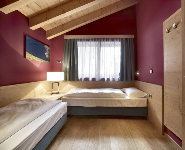 Bedroom 3, Color Home Suite Apartments, Trento