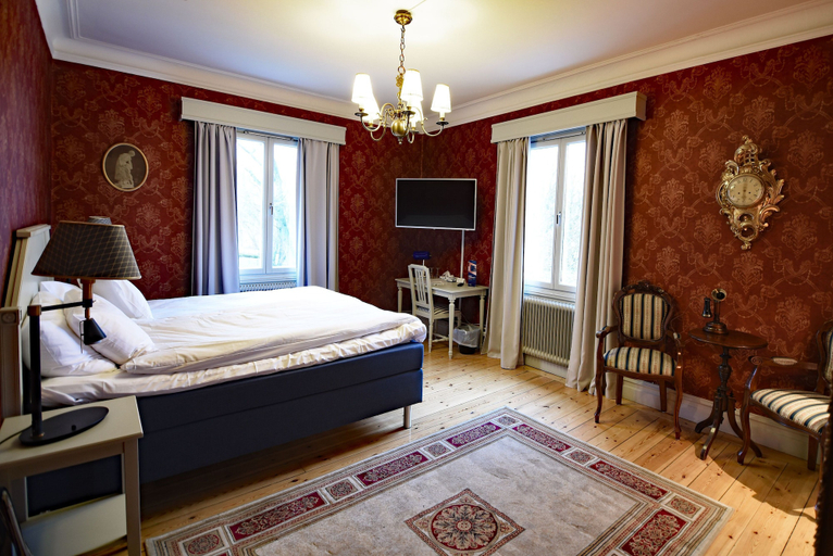 Bedroom 3, Park Hotel Linköpings Fawlty Towers, Linköping