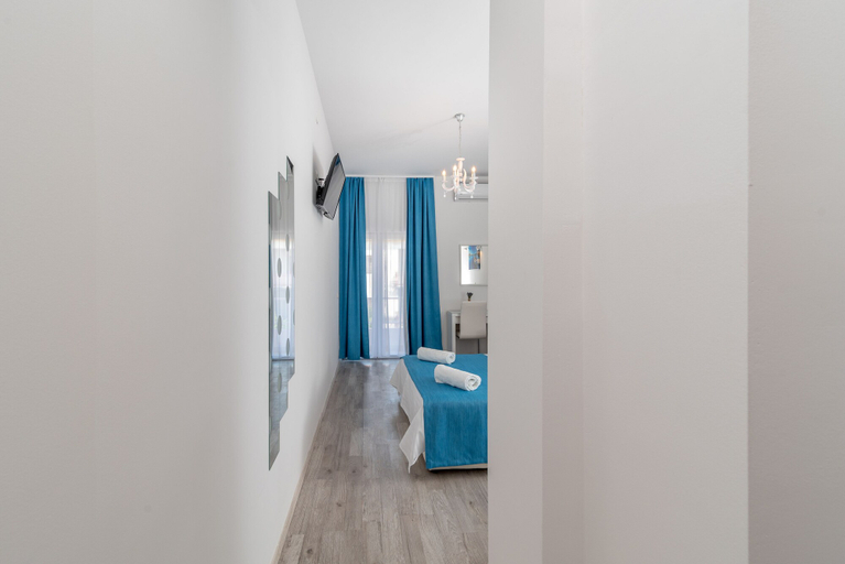 Others 4, Villa Lux, Trogir