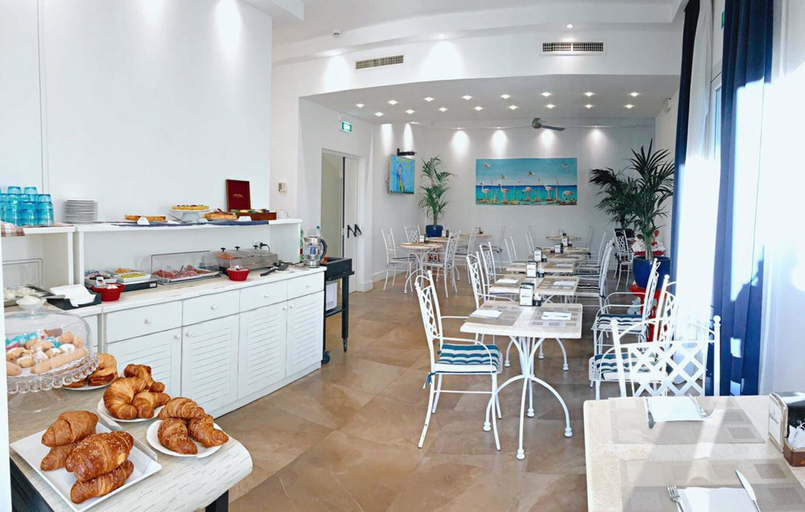 Food & Drinks 5, Hotel Nautilus, Cagliari