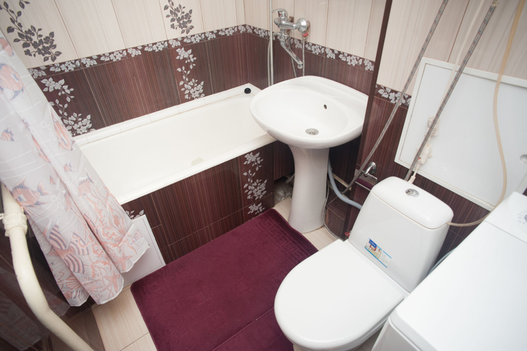 Bathroom 3, Moskva4you Bolshaya Tulskaya 2, Central
