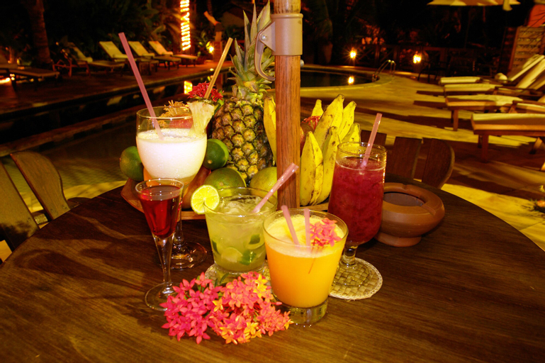 Food & Drinks 25