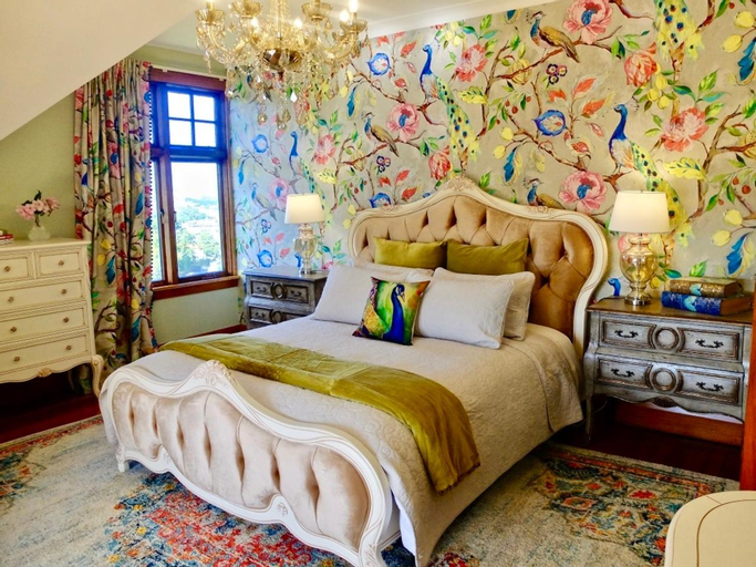 Bedroom 2, The Terrace - Exquisite Luxury Accommodation, Waitaki