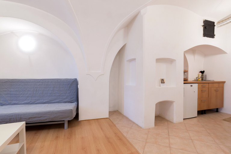 Bedroom 3, Charles Bridge Economic Hostel, Praha 1