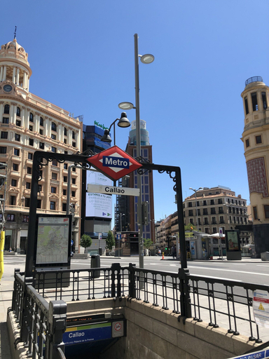 Exterior & Views, Hostal Plaza Luna, Madrid