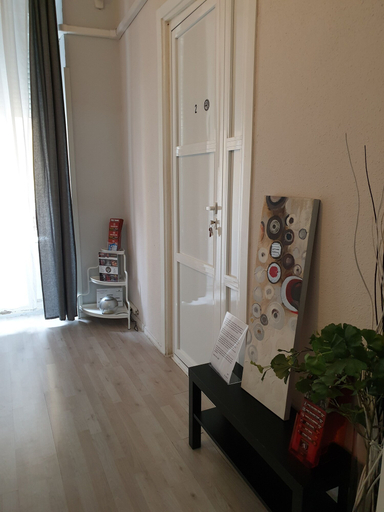 Others 4, Hostal Plaza Luna, Madrid