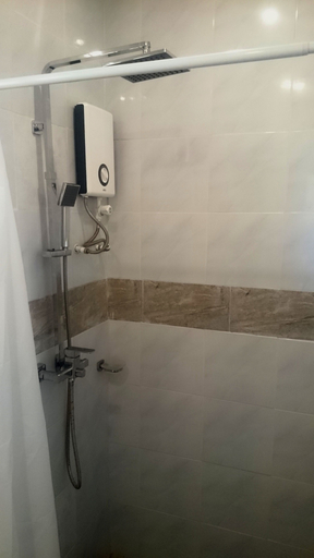 Bathroom 4, Alona Pawikan, Panglao