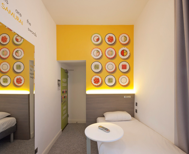 Bedroom 3, Heeton Concept Hotel Kensington, London