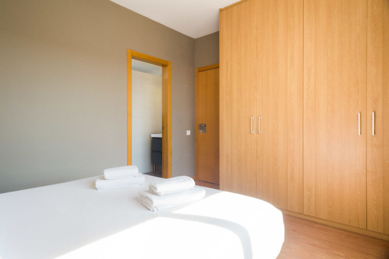 Bedroom 3, Bonavista Apartments - Pedrera, Barcelona