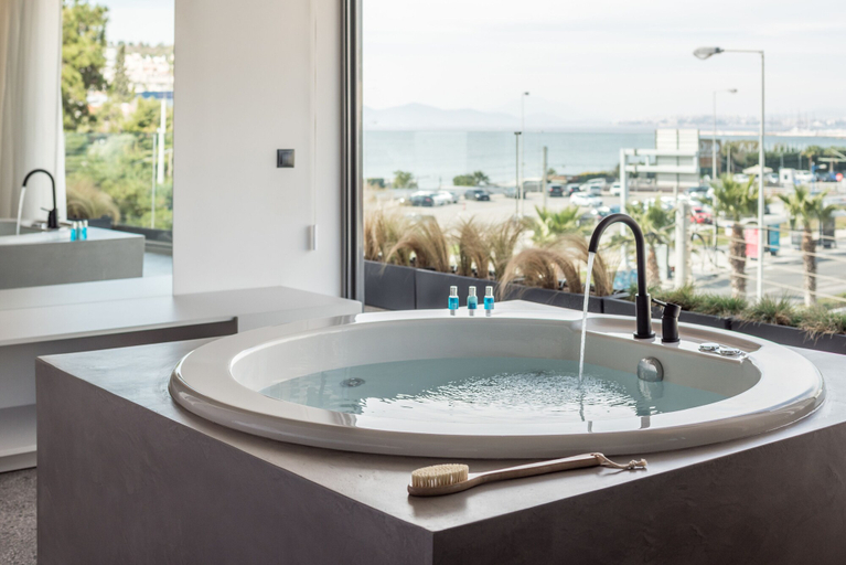 Bathroom 4, Urban Suites, Attica