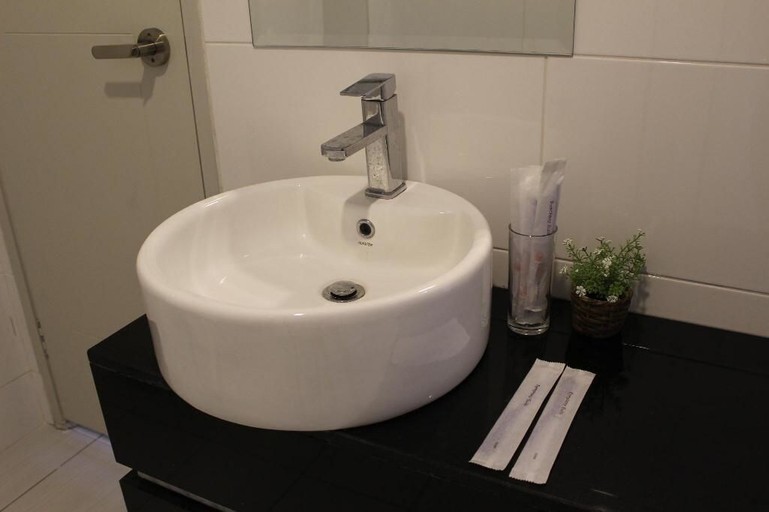 Bathroom 3, Symphony Suite Malacca, Malacca City