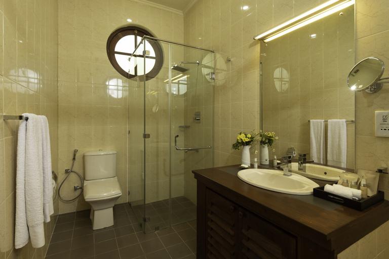 Bathroom 3, Jetwing Hoffmann Bungalow, Welimada