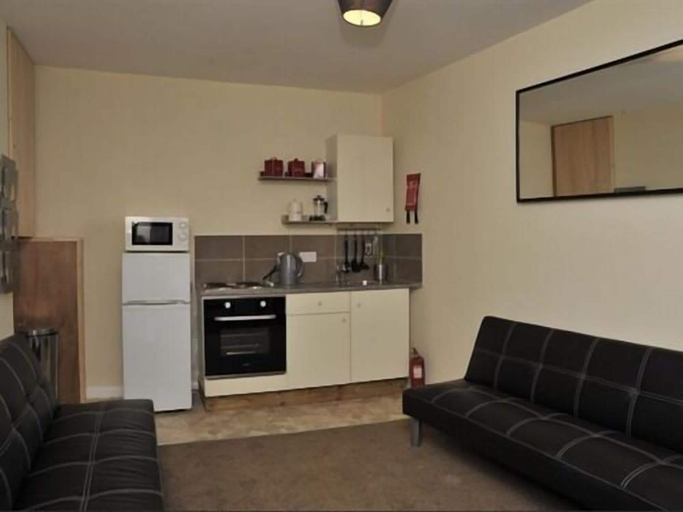 Others 5, Hoppers Cottage Guest House, Gateshead
