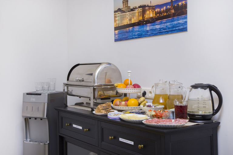 Food & Drinks 4, Grand Memories, Sankt-Peterburg gorsovet