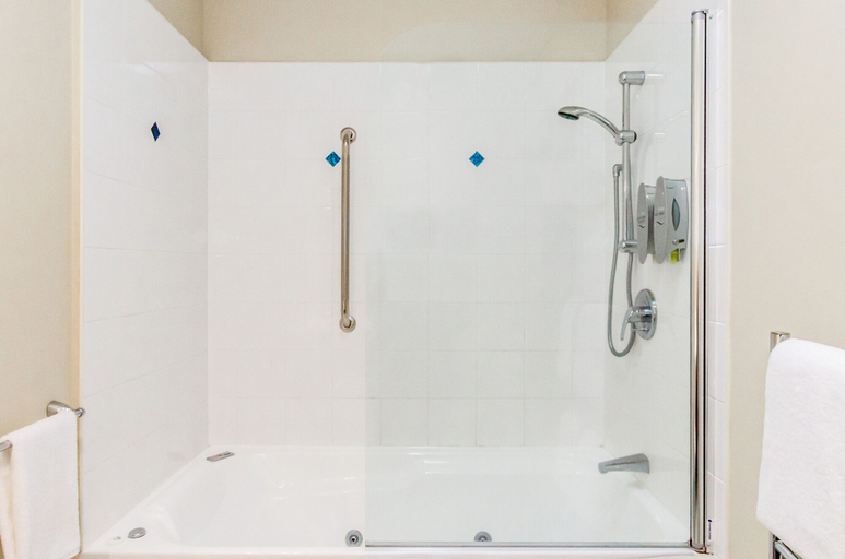 Bathroom 5, Raumati Sands Resort, Kapiti Coast