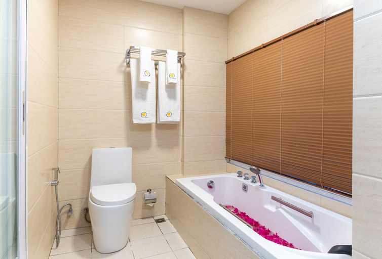Bathroom 5, Quicksand Rasdhoo, North Ari Atoll