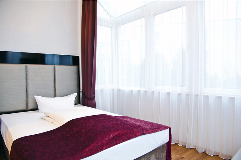 Bedroom 3, Arena Villa am Wasserpark, Frankfurt am Main