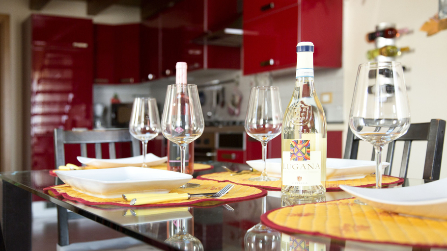 Food & Drinks, Antiche Rive Apartments, Brescia