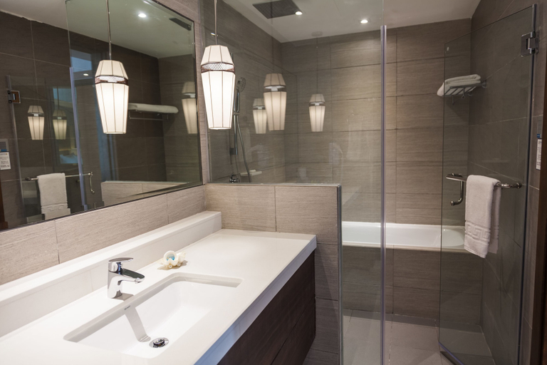 Bathroom 5, Henann Prime Beach Resort, Malay